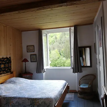 Chambre Tranquille Avec Salle De Bain Privative B&B Passafol